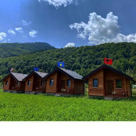 Peraj Guesthouse Vermosh Exterior foto